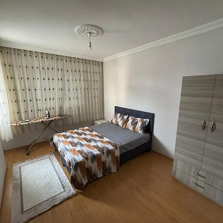 Kueltuer Konaklari *